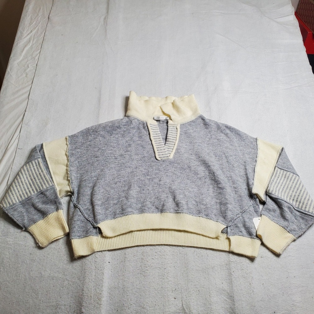Altar'd State Womens Sweater Grey Cream Colorblock Mock Neck IKT39530-01A Large